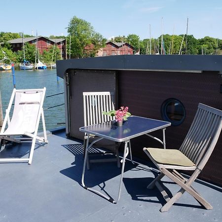 Hausboot Daenholm Hotel Stralsund Exterior foto