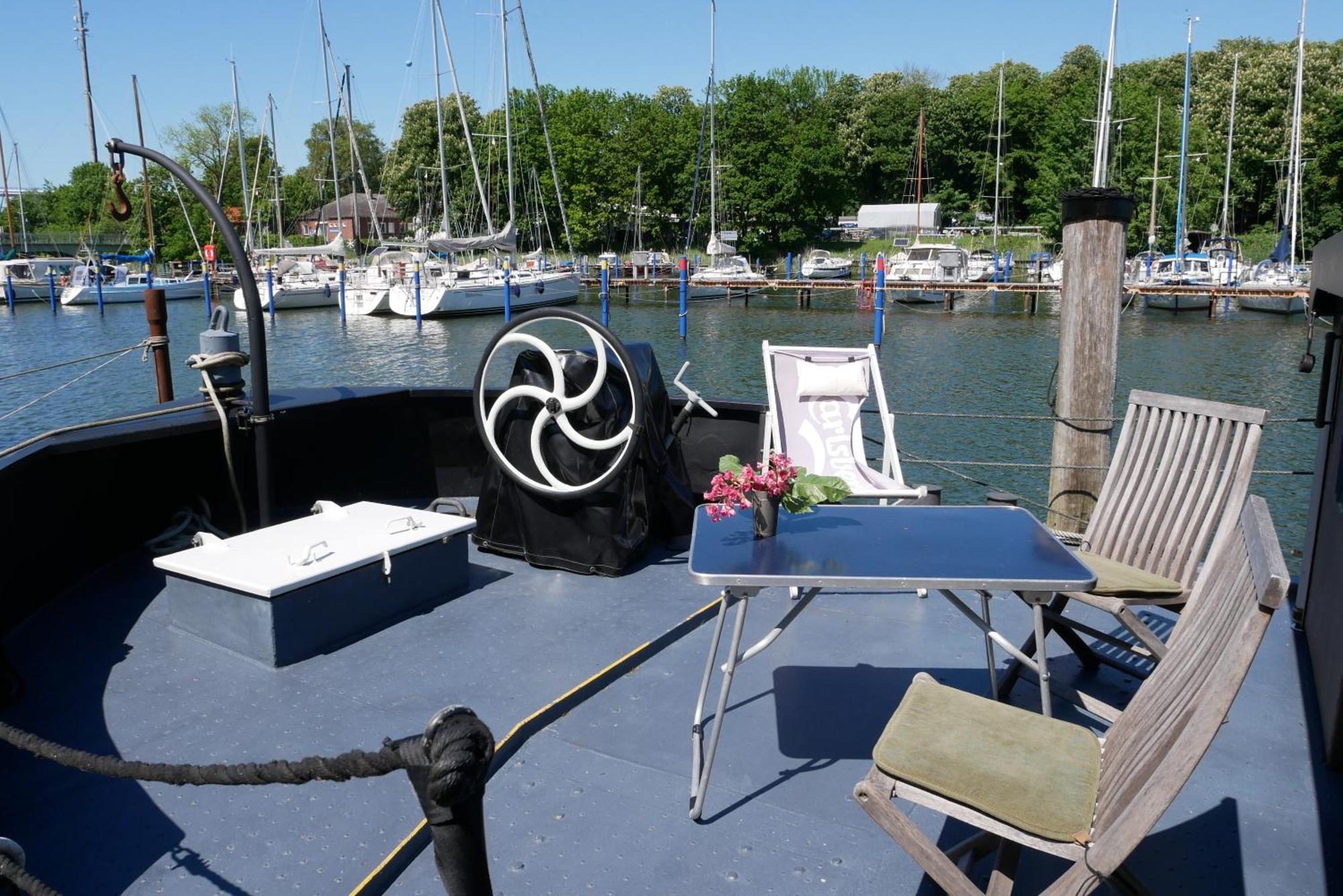 Hausboot Daenholm Hotel Stralsund Exterior foto