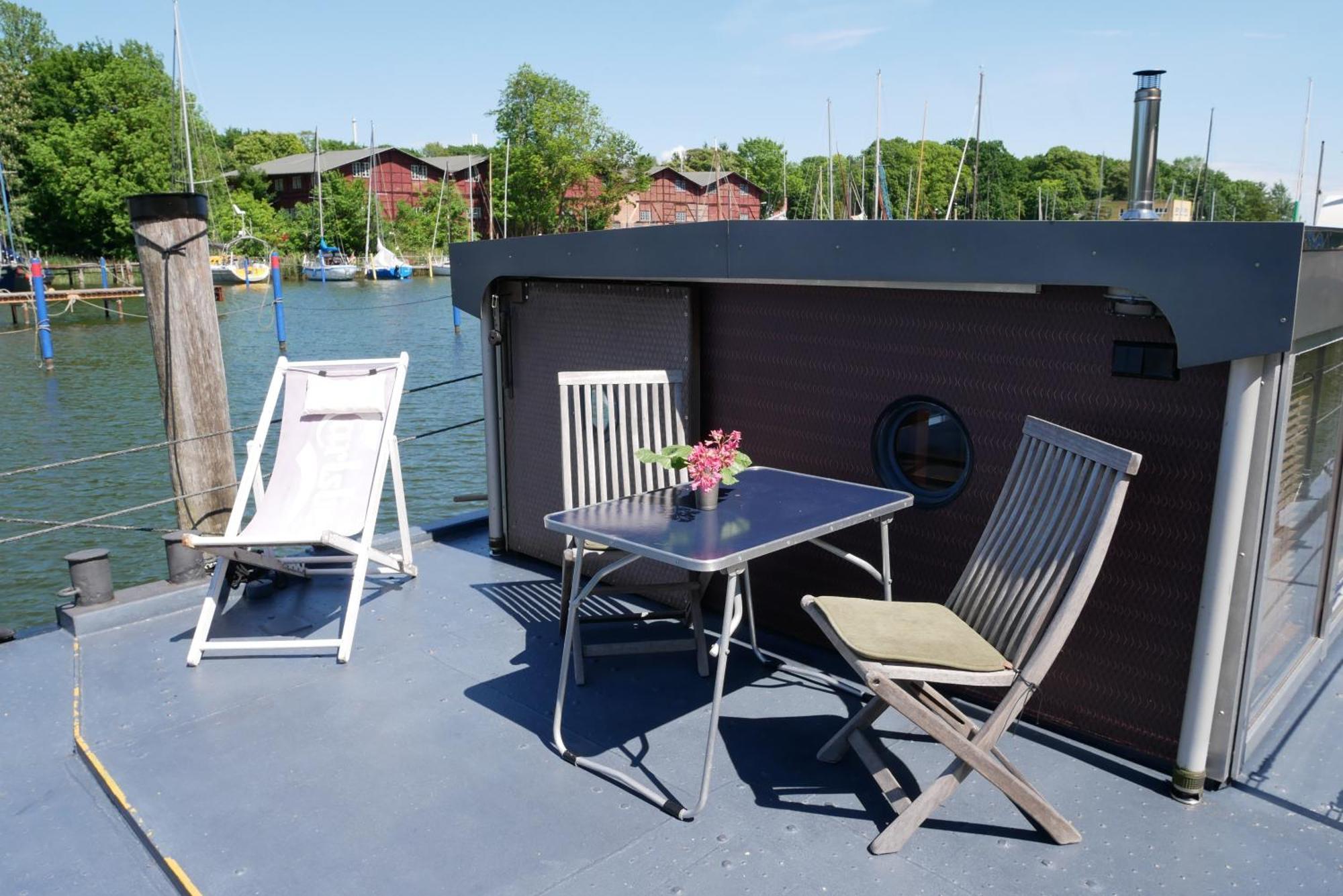 Hausboot Daenholm Hotel Stralsund Exterior foto