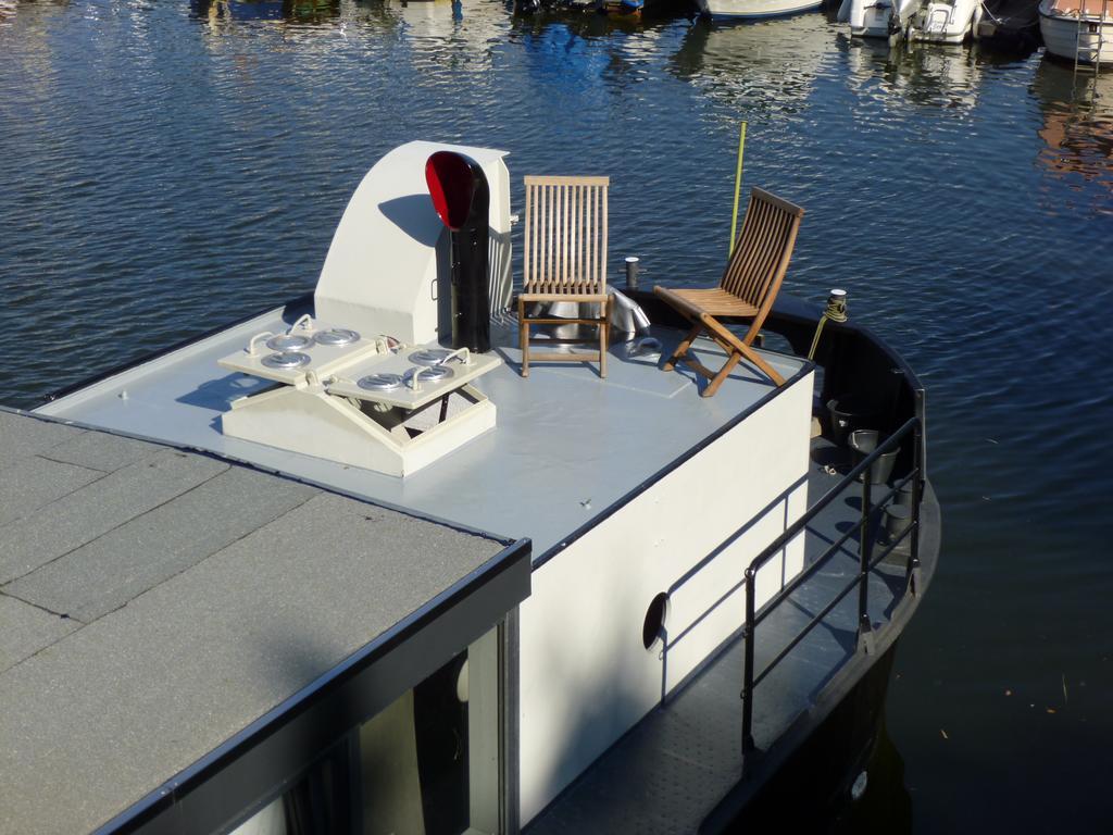 Hausboot Daenholm Hotel Stralsund Quarto foto