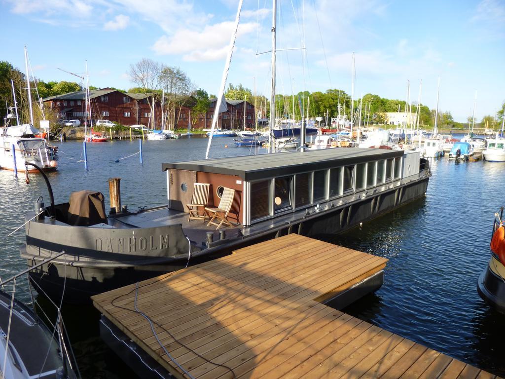 Hausboot Daenholm Hotel Stralsund Quarto foto