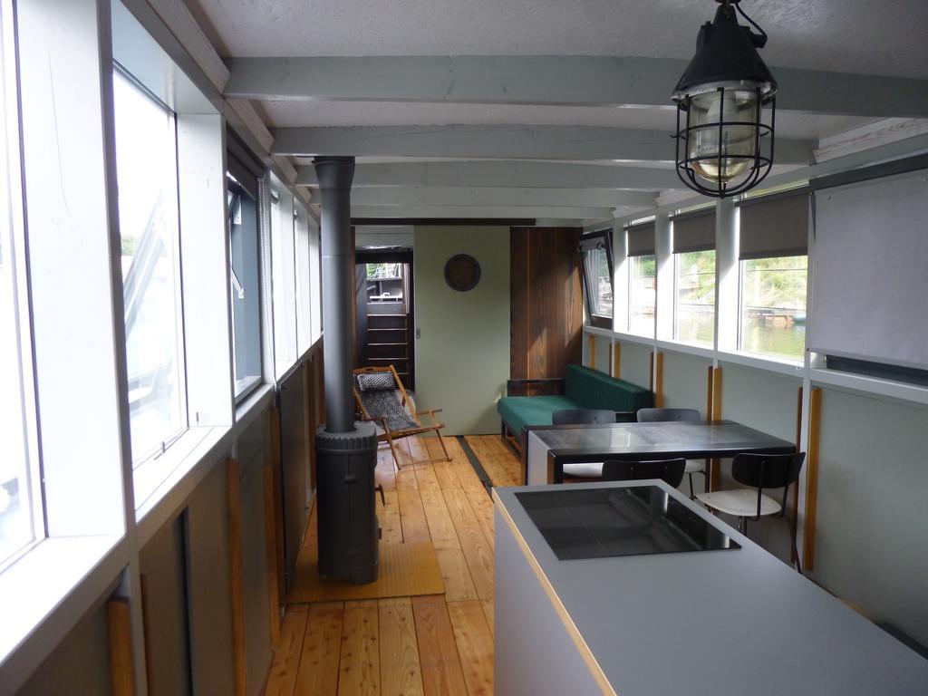 Hausboot Daenholm Hotel Stralsund Quarto foto